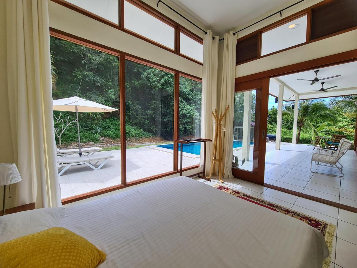 Villa Meranti - Spacious Private Pool Villa Pantai Cenang  Exterior foto